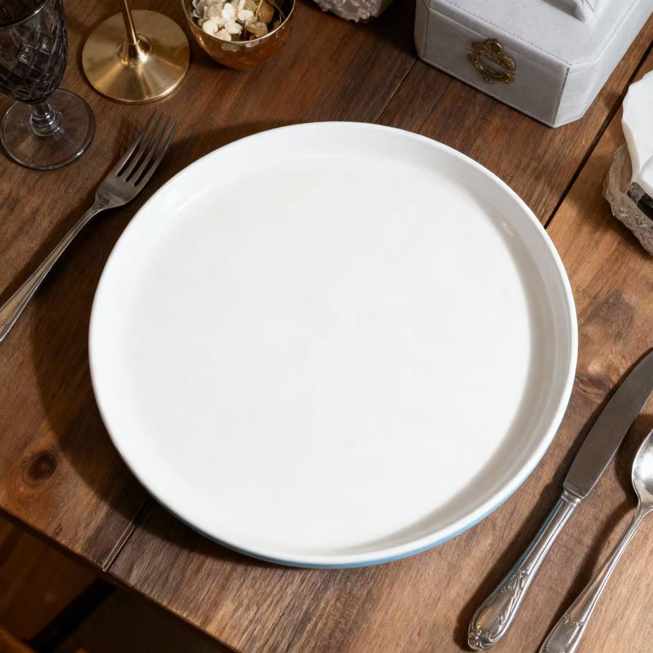Leka Elegant Melamine Round Platter 8" product photo